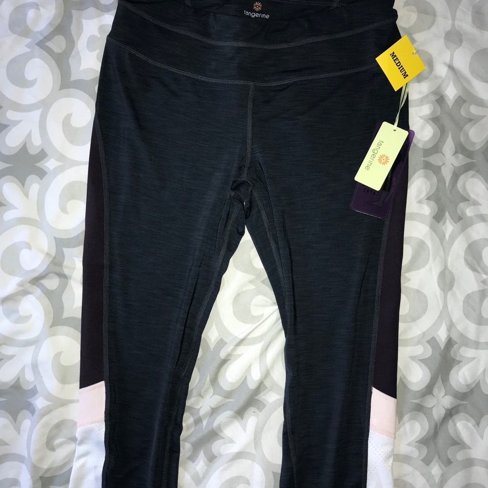 Tangerine color block Capri leggings